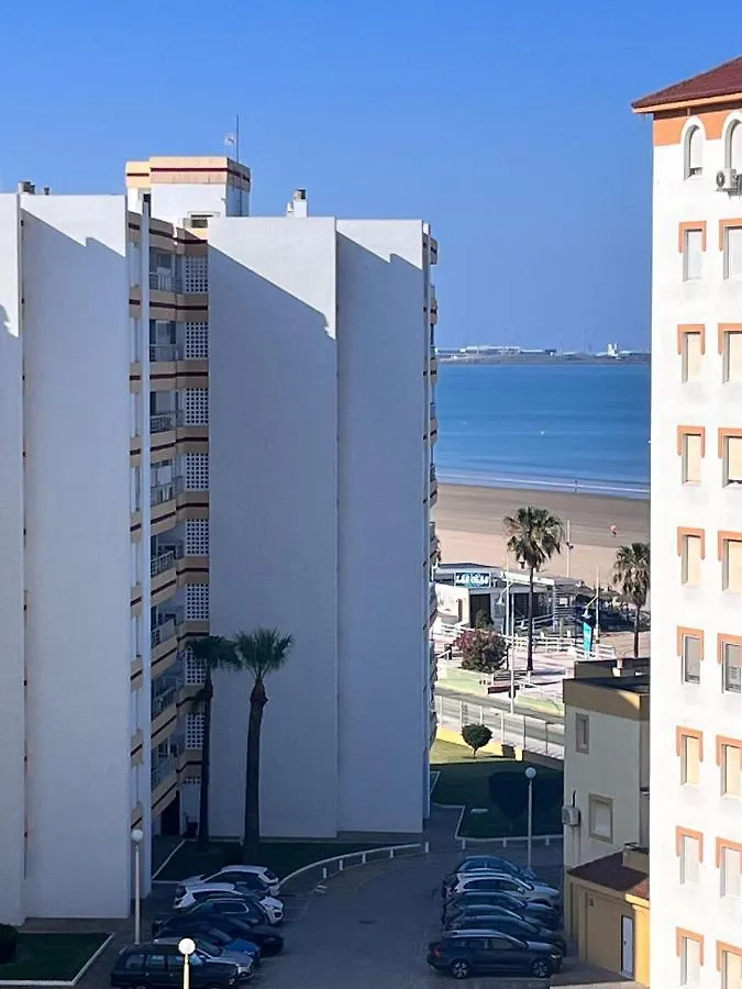Apartamento En Primera Linea De Playa Valdemar 1 El Puerto de Santa Maria Apartment